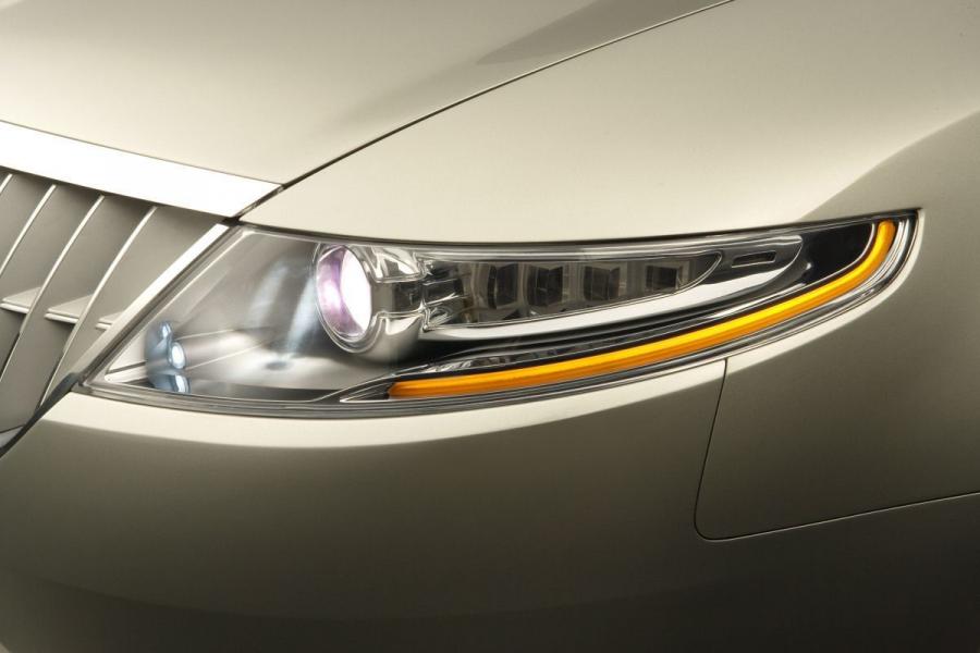  Lincoln MKS 2008 года  (фото 266 из 284)
